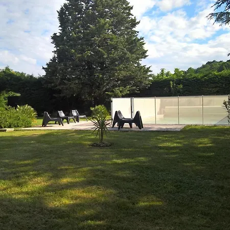 L'echappee Belle Hotel